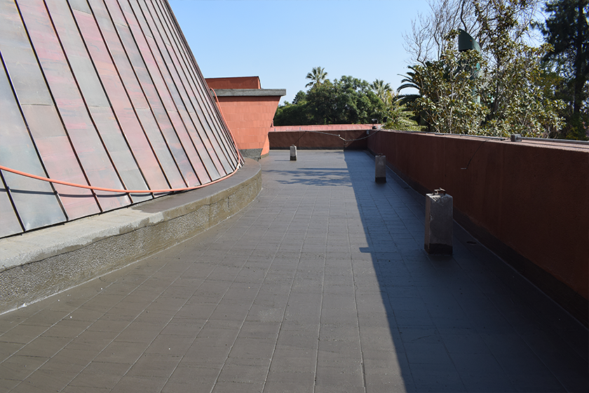 Proyecto de impermeabilización en techumbre y terrazas del Planetario USACH.