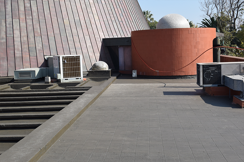 Proyecto de impermeabilización en techumbre y terrazas del Planetario USACH.