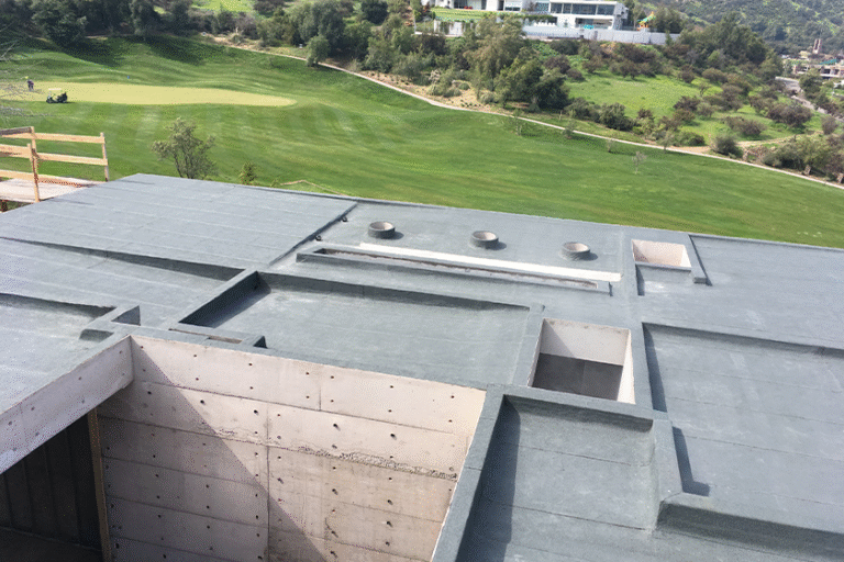 Impermeabilización de losa expuesta en cubierta técnica