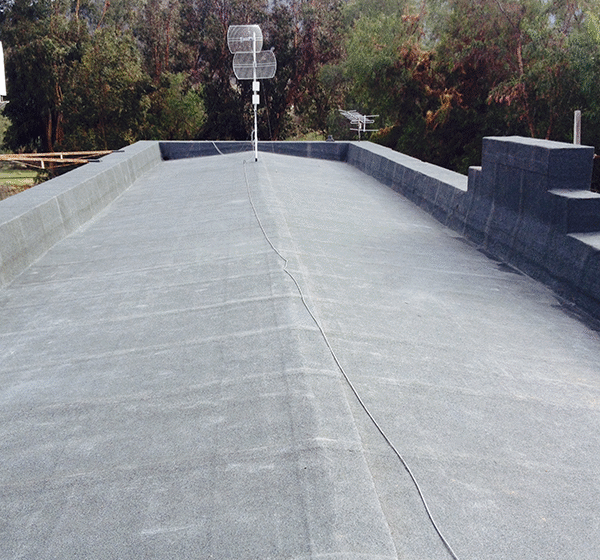 Impermeabilización de terraza técnica con terminación continua